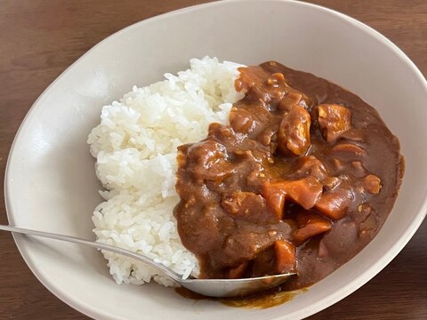 スパイスの効いたカレーライス♪